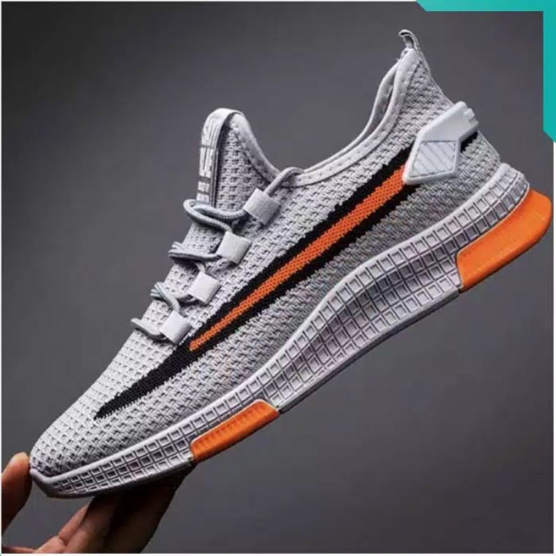 Sepatu Sneakers Pria V74