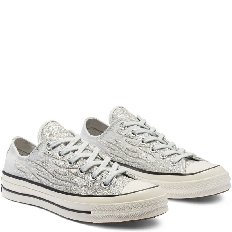 black converse sparkle