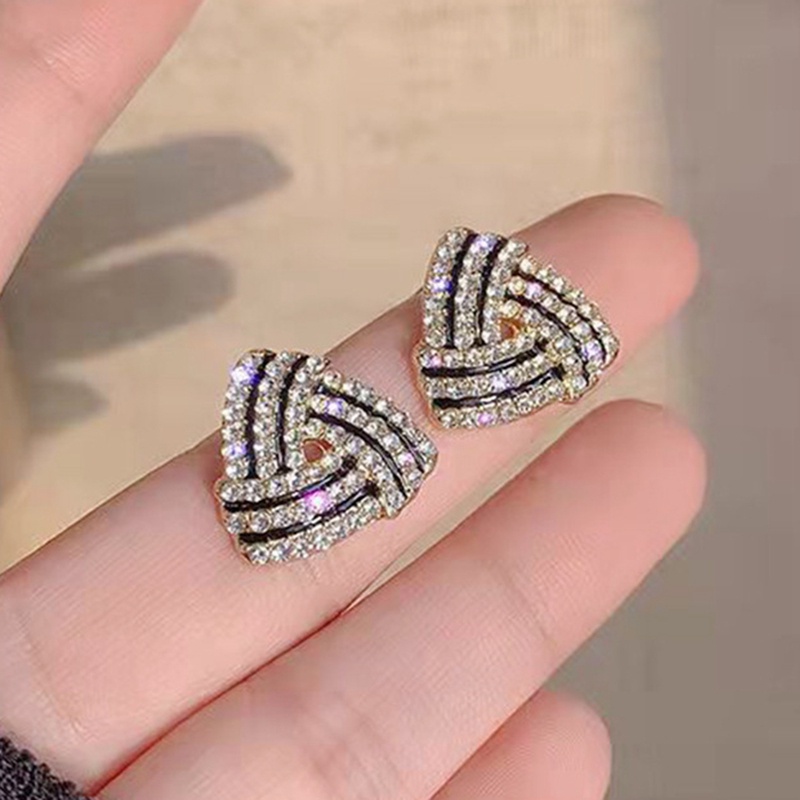 Fancyqube Anting Stud Bentuk Segitiga Geometris Gaya Korea Untuk Wanita