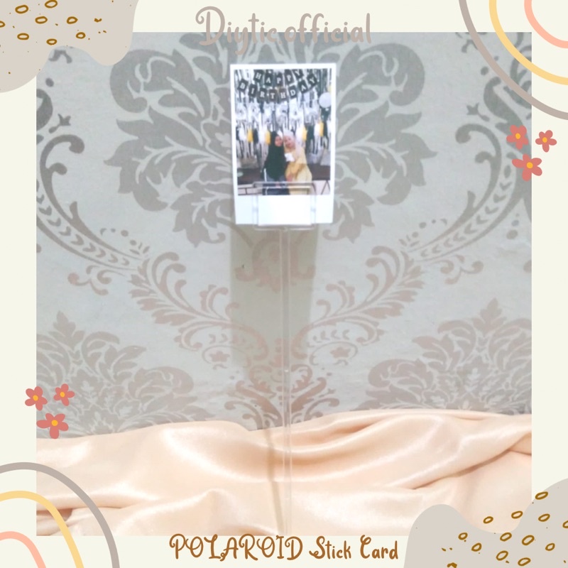 

Tambahan Bouquet Polaroid