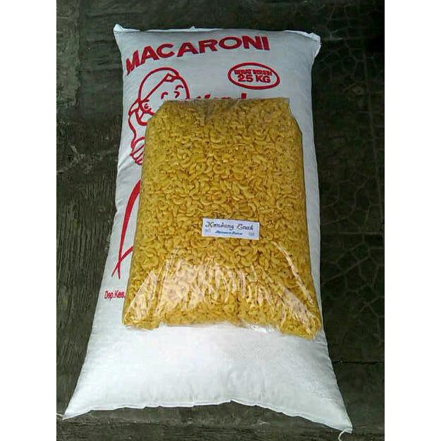

Makaroni Mentah Kondang *** Made Mamade Rasanya Ngehe