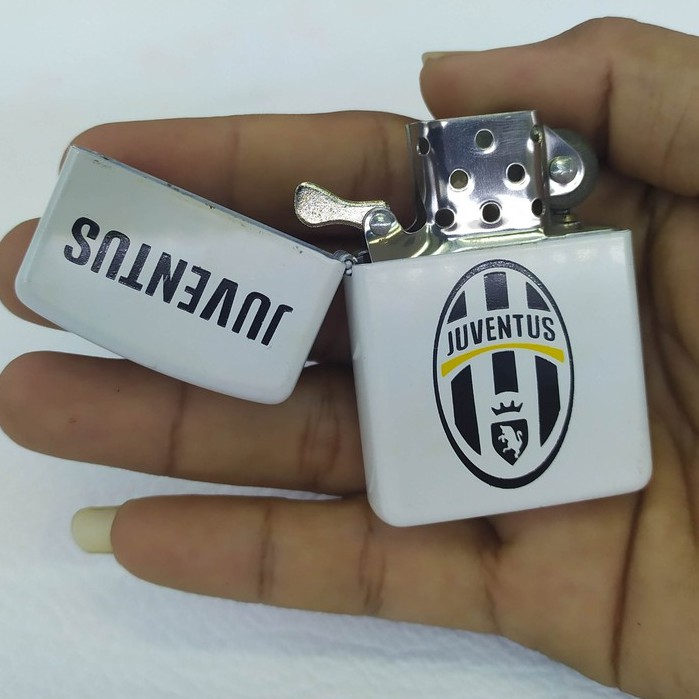 NKOREK API MODEL ZIPPO LOGO JUVENTUS DAN BAYERN MUNCHE