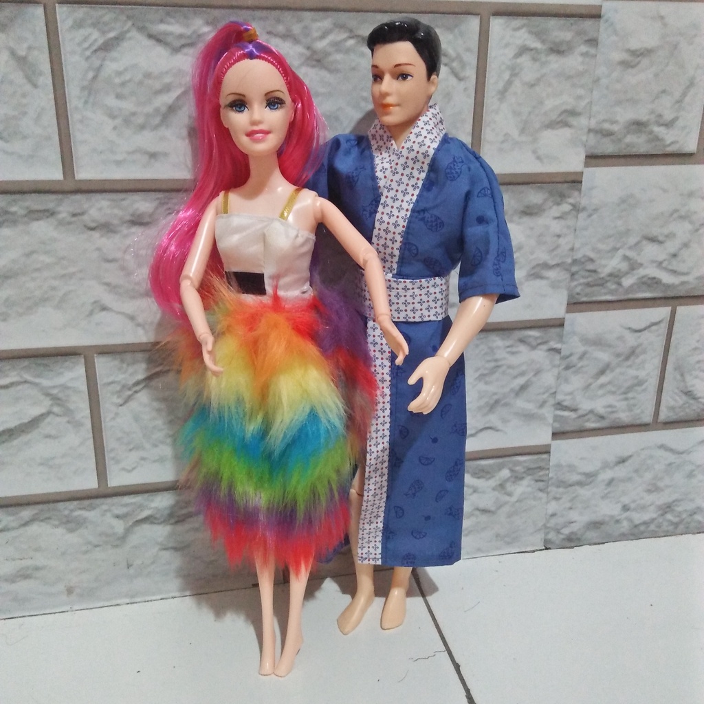 Barbie Pivotal Tekuk Sepasang Mainan Perlengkapan Barbie