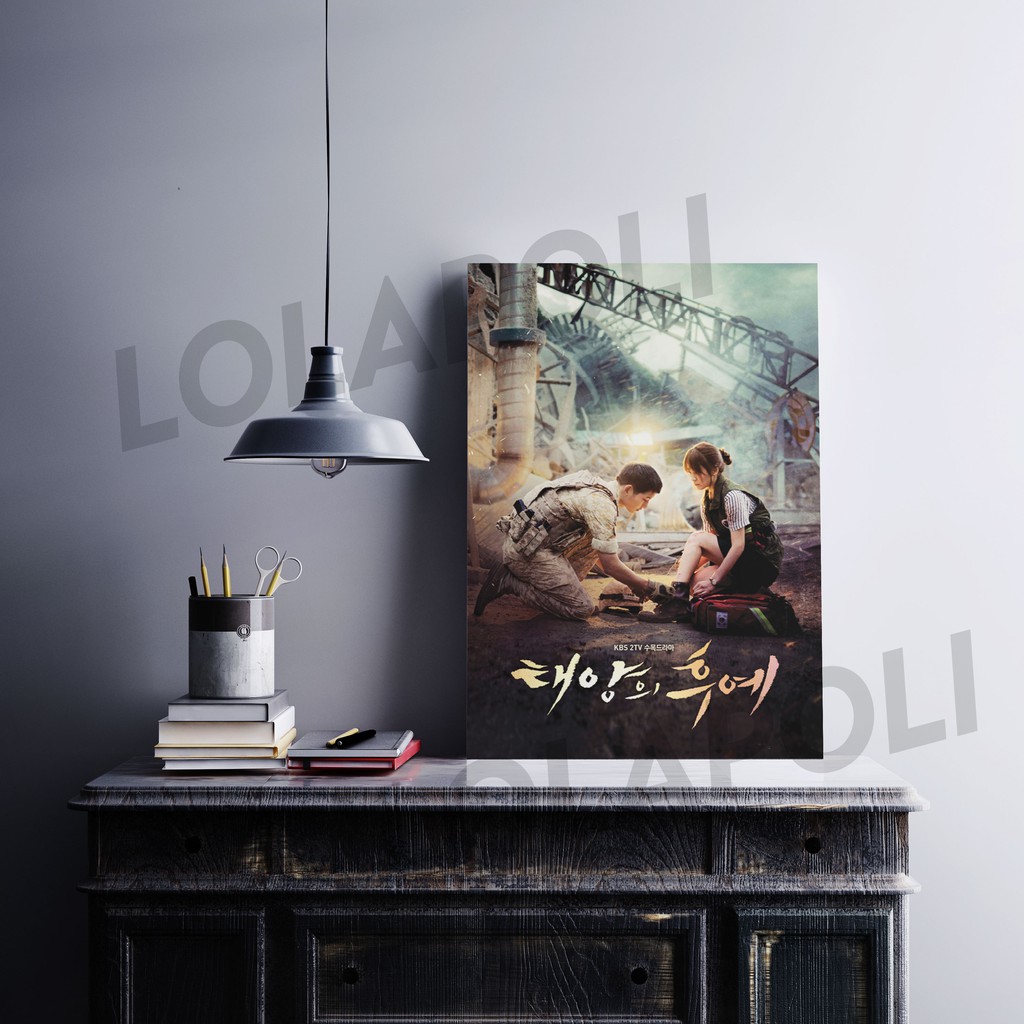 Hiasan Dinding Poster Kayu - Drama Korea Descendants of The Sun