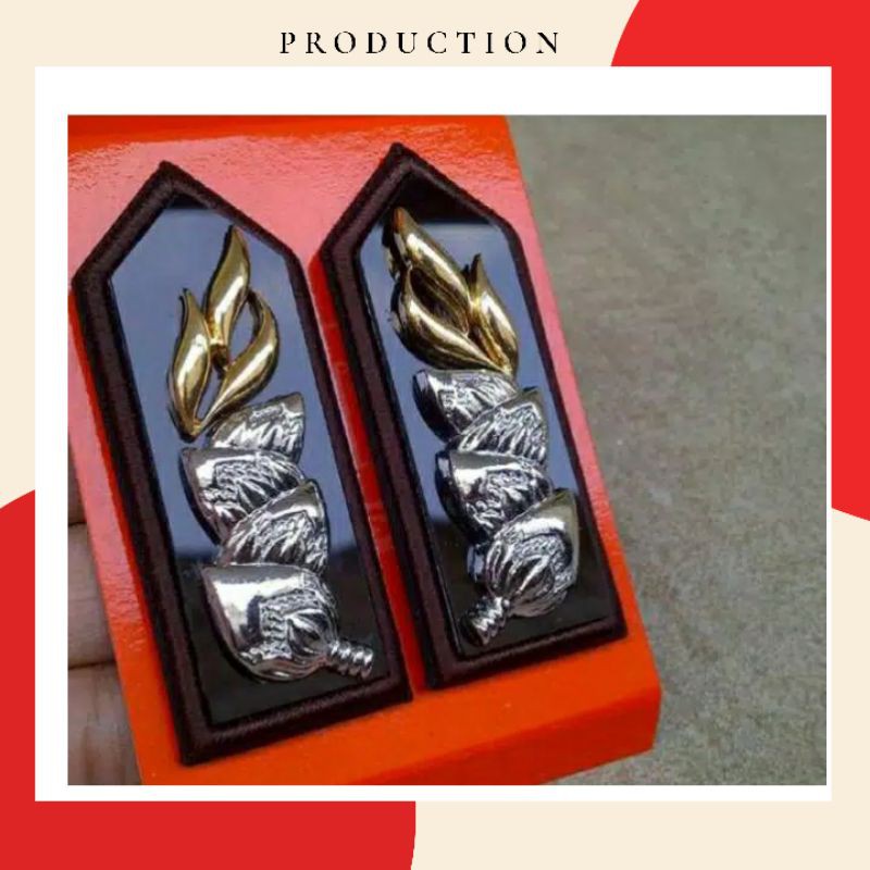 Monogram polri mika glos