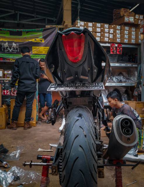 BODY GSX COVER BODY GSX 150 BODY BELAKANG GSX VISOR GSX 150 WINGLET GSX 150 WINDSHIELD GSX 150 GSX R