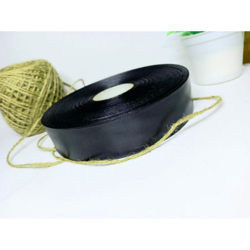 

label satin hitam bahan satin hitam ukuran 2,5 cm