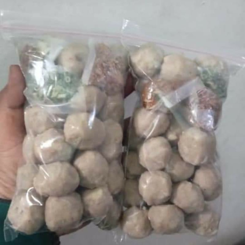

bakso sapi komplit dengan bumbu isi 30