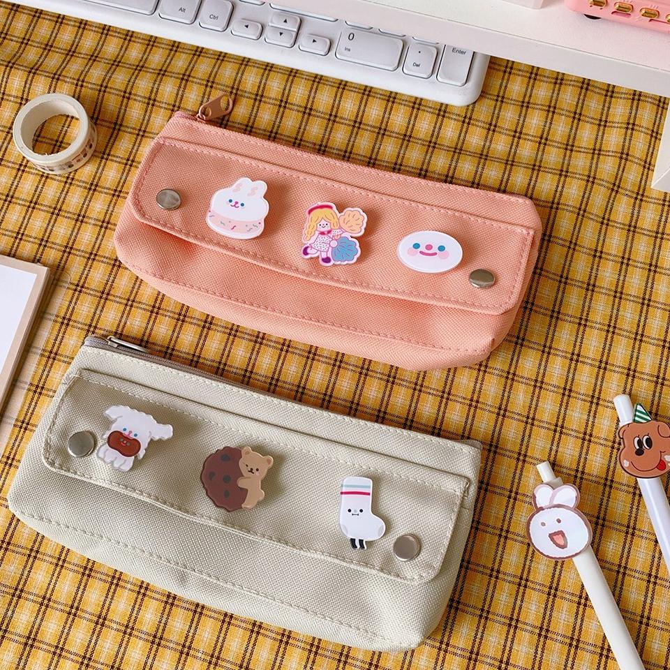 

[KODE ZX8979] Pencil Case with Cute Brooch Korea Design Pen Case Tempat Pensil/Bolpoin