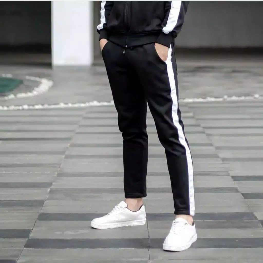 BRAND NEW!! CELANA SWEATPANTS STRIPES STYLE JOGGER