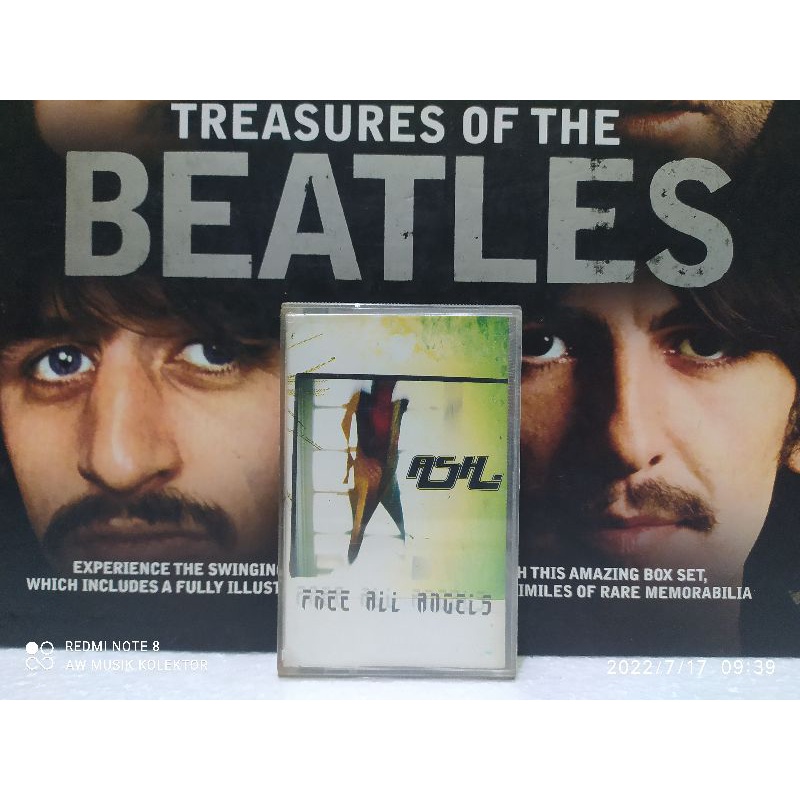 Kaset Pita : ASH - FREE ALL ANGELS.