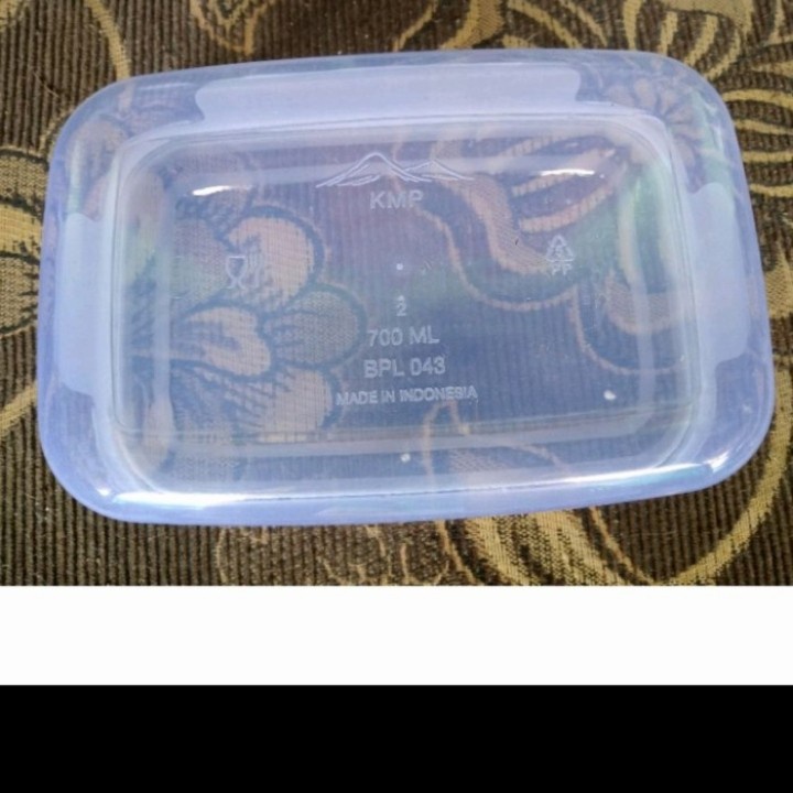 Kotak Makan KMP 700mL / Lunch Box/ Toples Kotak Bening / Kotak Penyimpan Makanan Plastik Sayur Transparan 700 mL