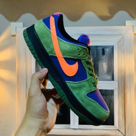 NIKE SB DUNK LOW PRO MILITARY GREEN PURPLE