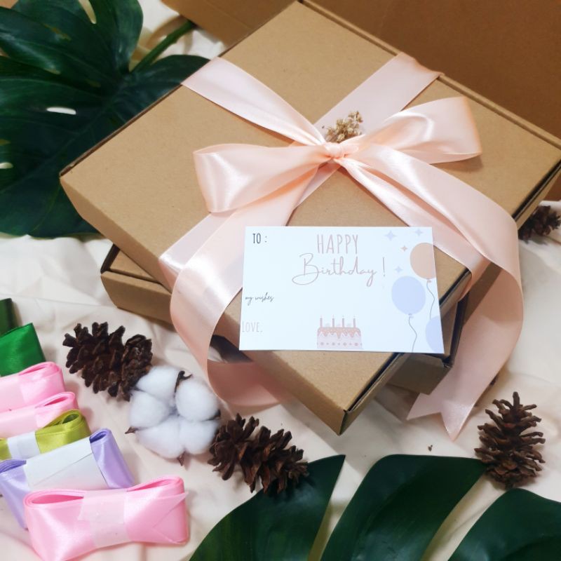 

GIFTBOX SATIN PEACH with GIFT CARD