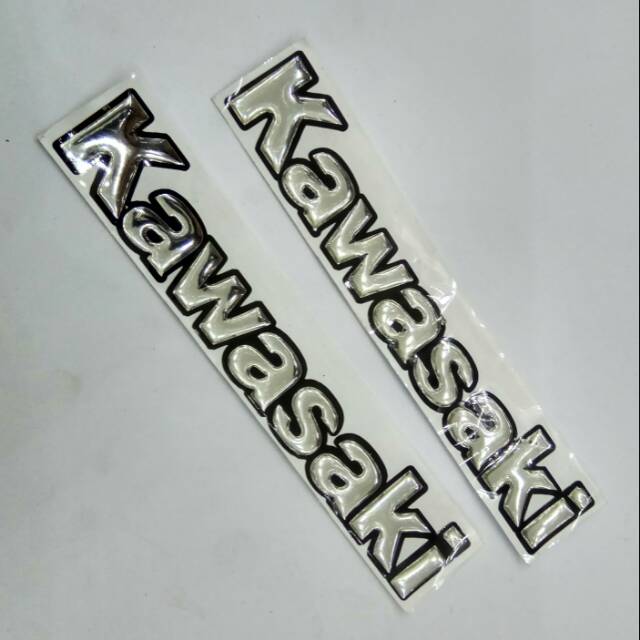 Emblem Kawasaki silver Sepasang