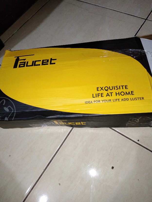 1 Set Wall Shower 8 Inc Tanpa Bobok Include Selang 2 Meter