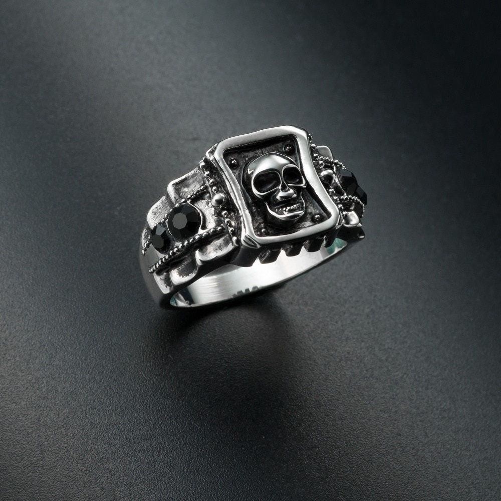 Cincin Titanium Steel Motif Tengkorak Gaya Punk Rock Ukuran US 7-14 untuk Pria