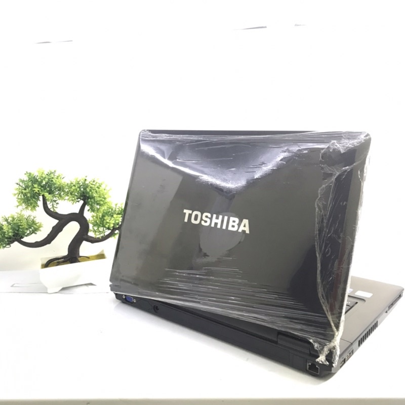 LAPTOP TOSHIBA B552 CORE I5 - RAM 4GB - HDD 320GB - MULUS - OBRAL MURAH