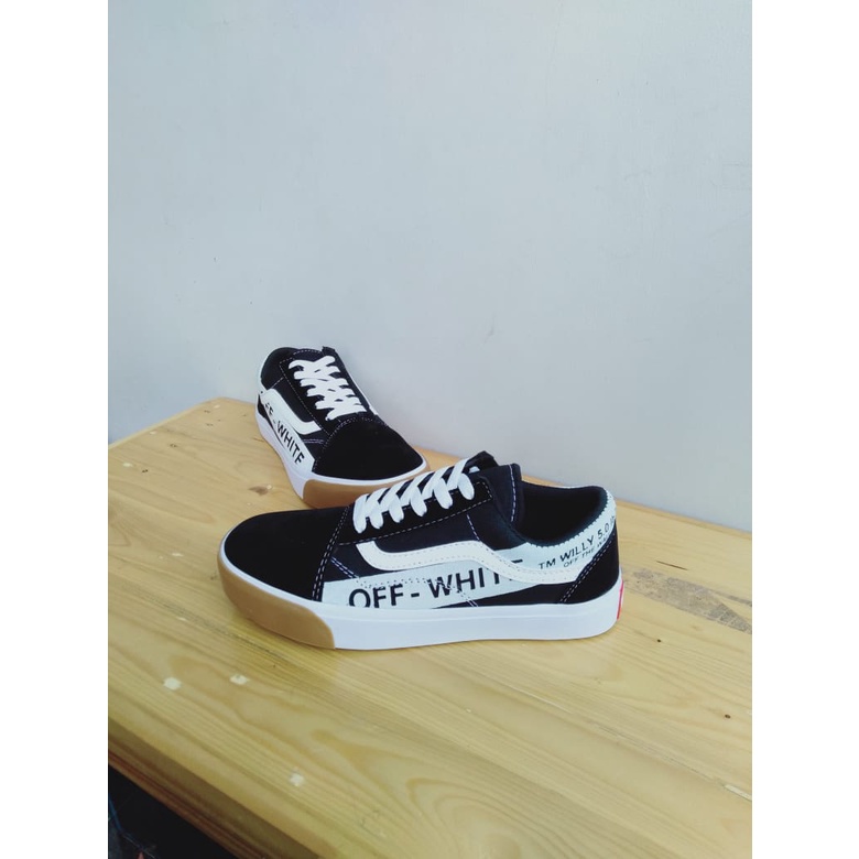 Sepatu Sneakers Premium Sepatu Pria Sneakers Sepatu Sneakers Wanita Off White Premium Quality Terlaris