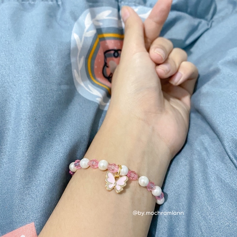 gelang mutiara kombi diamond pink + kupu kupu