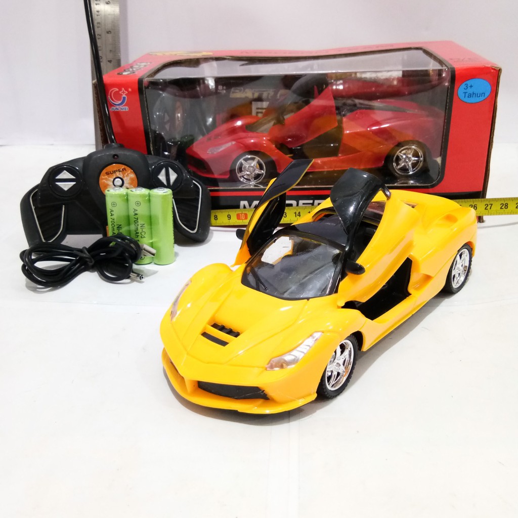 RC mobil buka pintu Baterai cas murah - Mobil remote control modern team mobil rc lamborghini