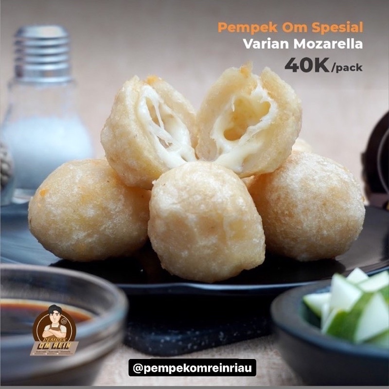 

pempek keju mozarella