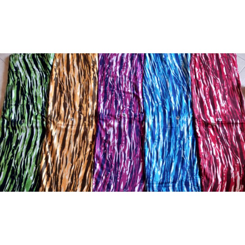 Kain Rayon Motif Loreng
