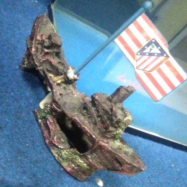 hiasan aquarium fiber kapal laut karam