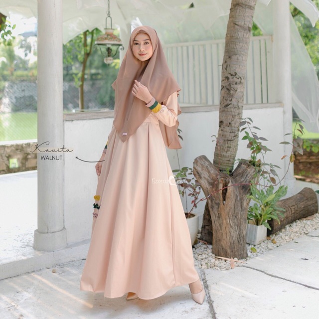 Kavita dress Emmaqueen