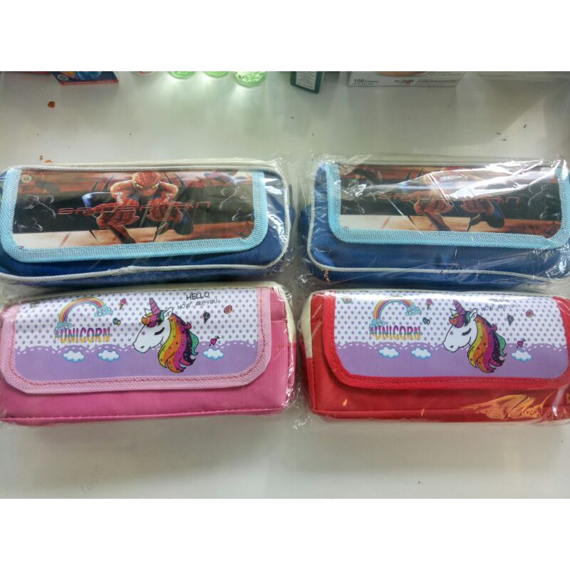 

Tempat Pensil Anak Karakter