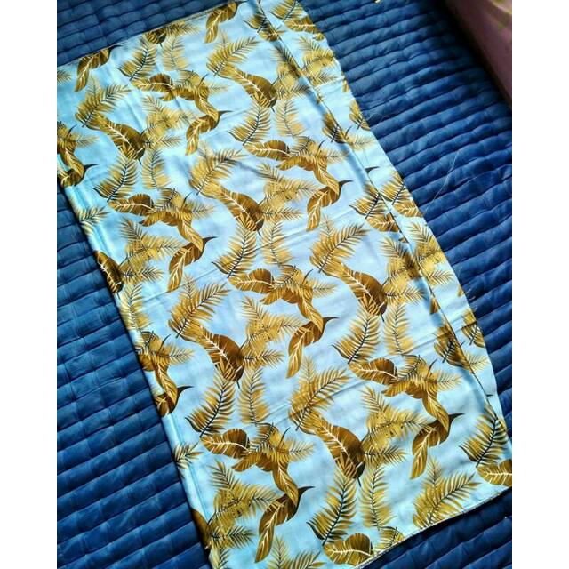 Kain maxmara panjang 3m biru motif daun hijau