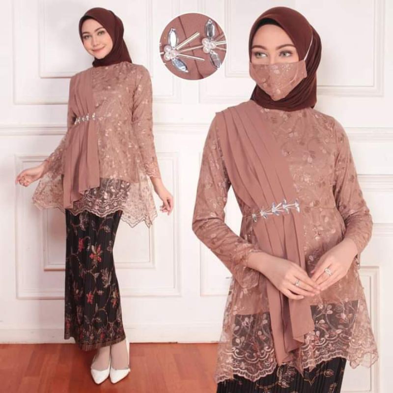 Setelan Kebaya Kekinian Warna Mocca Plisket