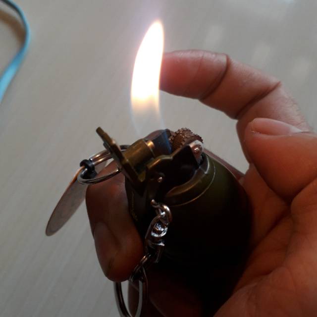 KOREK GAS MODEL BOM GANTUNGAN KUNCI - KOREK GAS UNIK