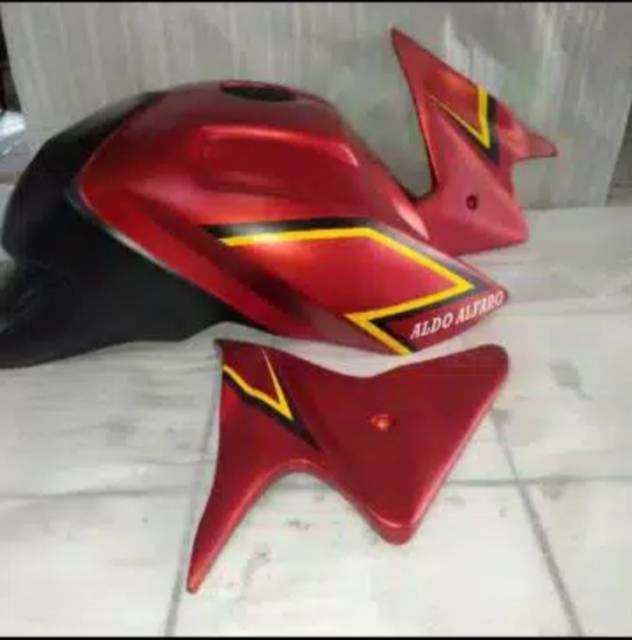 KONDOM TANGKI HONDA VERZA+HELF FAIRING