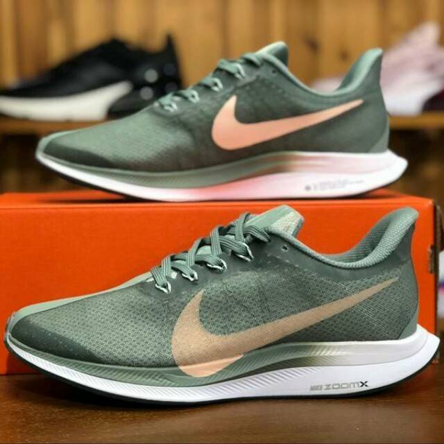 pegasus turbo mica green