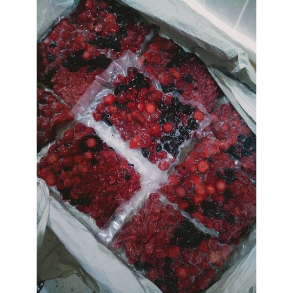 FROZEN MIX BERRY /MIX BERRIES /RASBERY MiX 500GR