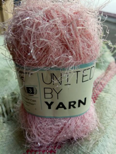 Benang fancy / fancy yarn bahan polyester @50gr