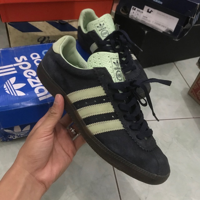 Adidas padiham spezial
