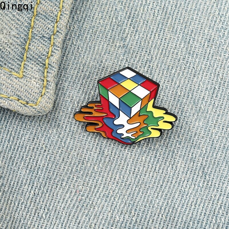 Pin Bros Lencana Enamel Bentuk Kartun Kubus Rubik Warna-Warni Untuk Anak