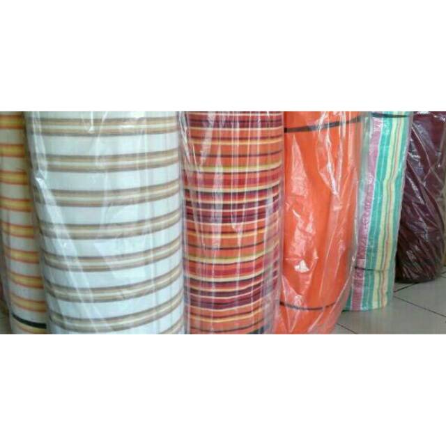 Kain lurik / kotak2 tenun pekalongan