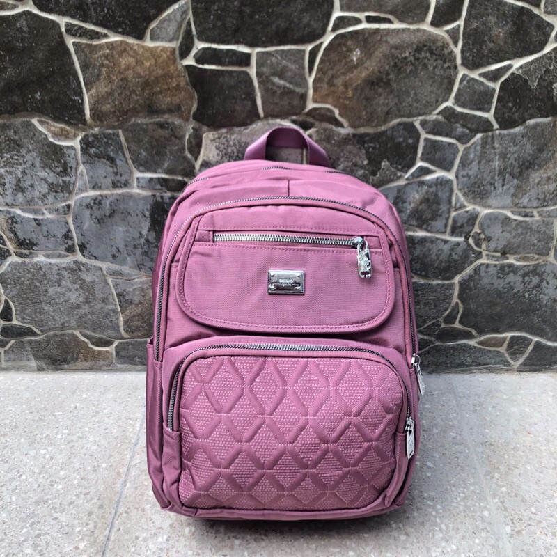 Tas Ransel Chibao 0814-22 Bahan Kanvas size 38x26 cm. Tas Wanita Tas Chibao ORI Tas Ransel Wanita Import BEST SELLER BISA BAYAR DITEMPAT!!!!