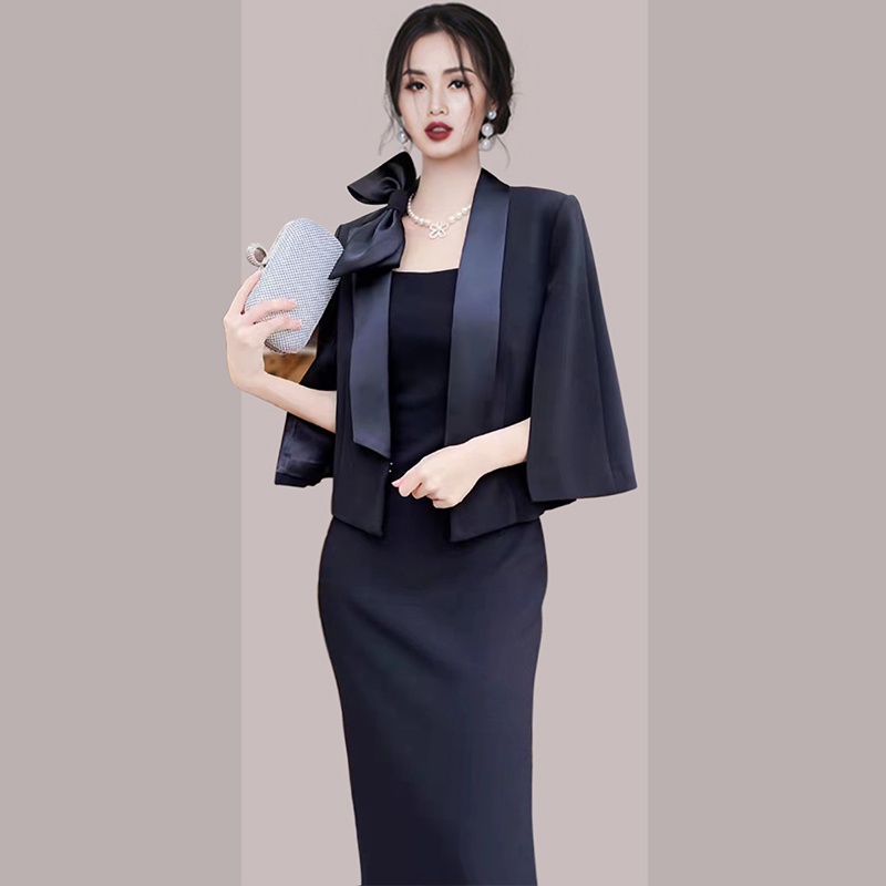 Mantel jas pendek jubah mantel pendek dijahit baru untuk wanita