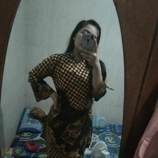 Maura Couple - Sania Ruffle Batik Couple Ori Ndoro Jowi Dnt - Couple Tunik Ziggy Wayang Sogan