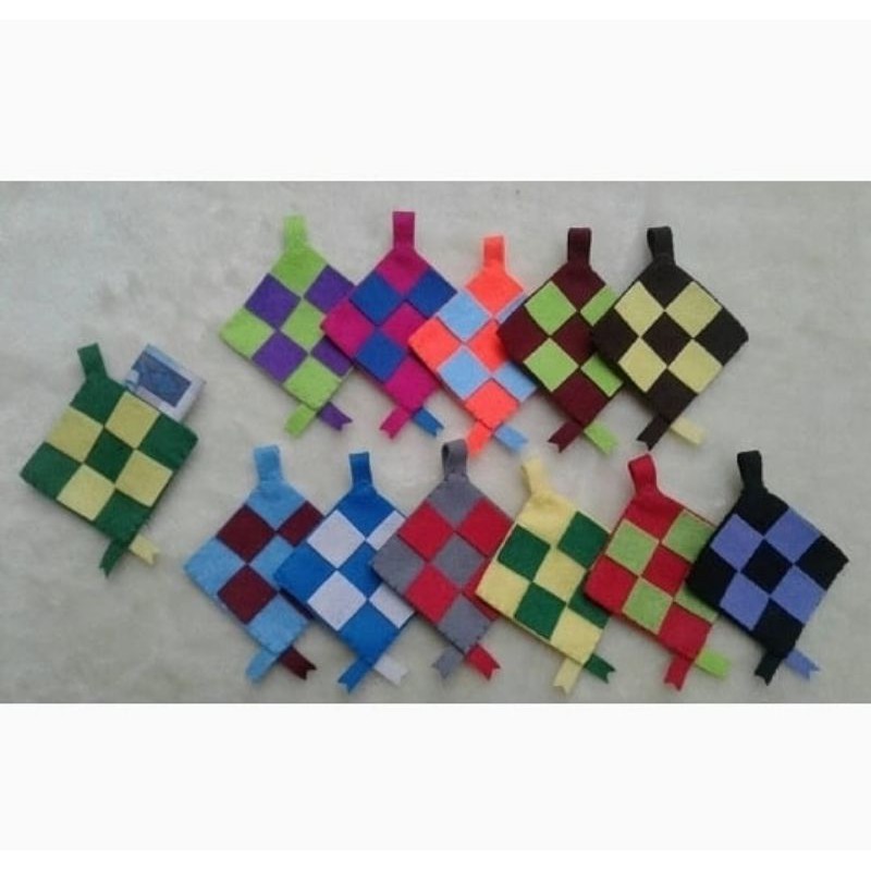 Amplop Lebaran Flanel 1 lusin Ketupat