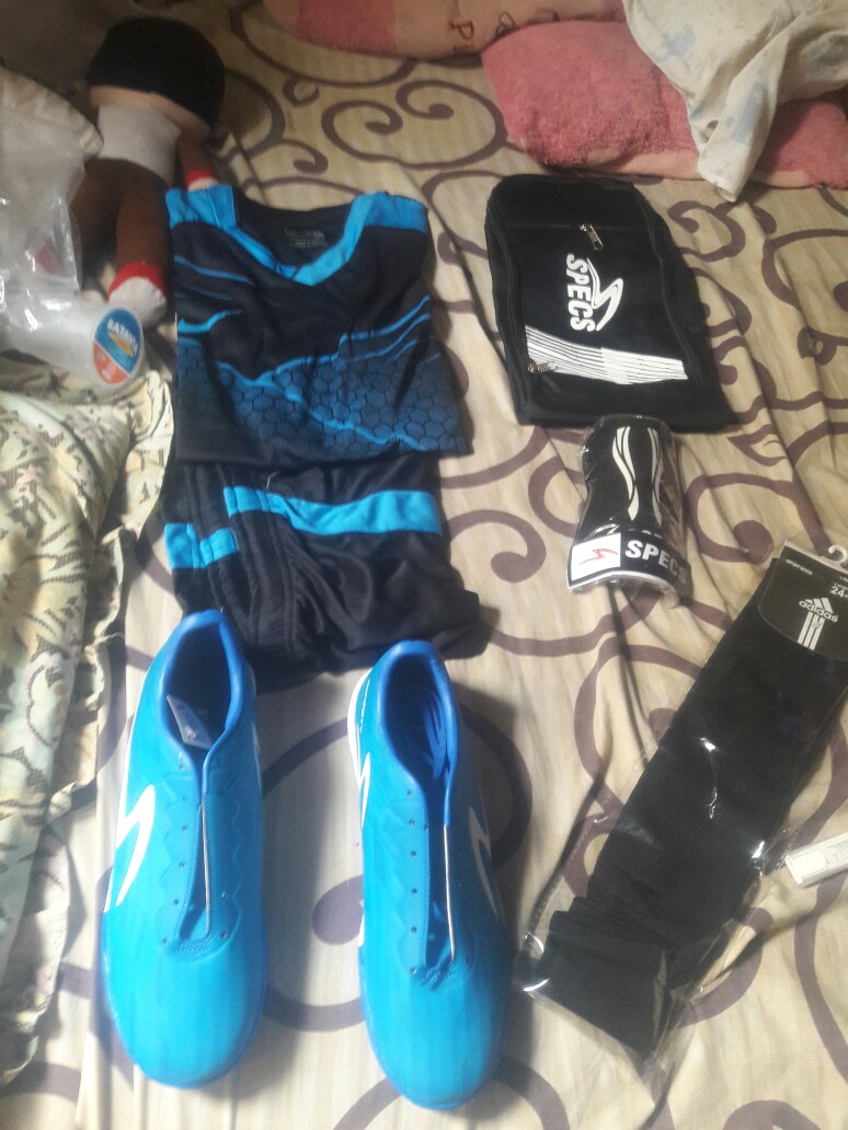 Sepatu Futsal Ortuseihg - T Terbaru Bonus Jersey 1 Set