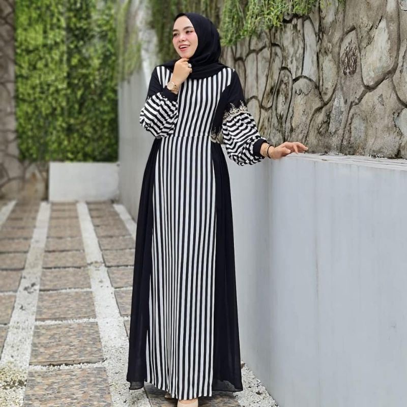 Naila Dress Strip by aldisa