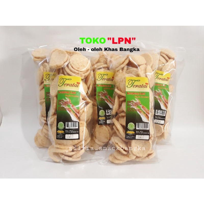 

Kemplang Cumi Super Merk Teratai Khas Bangka (200gram)