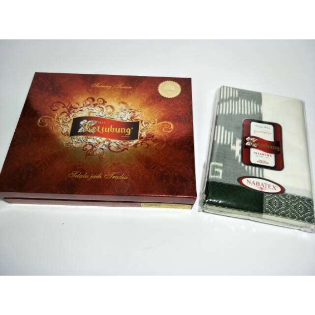 Sarung Buah Ketjubung putih Dobby Polos