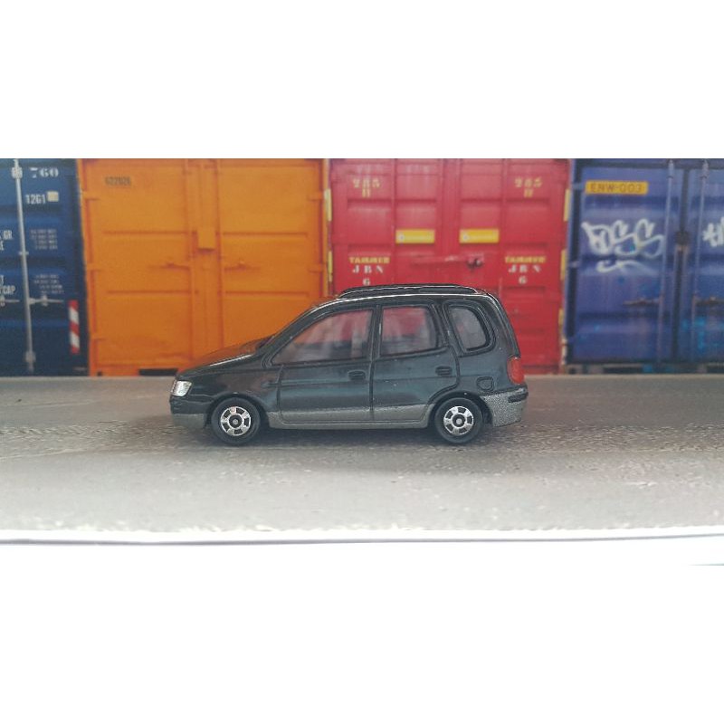 Tomica Toyota Corolla Spacio (18) ex Giftset