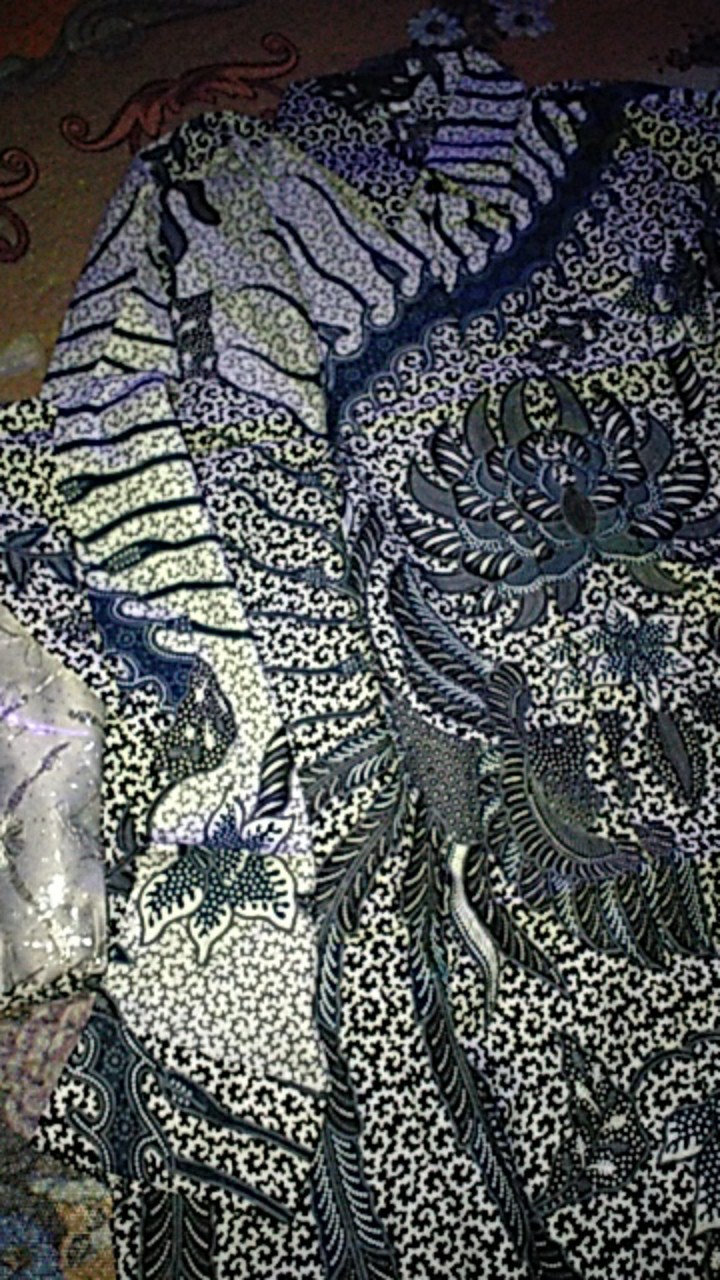 Bakhul Couple Batik Couple Kebaya Tunangan Wisuda